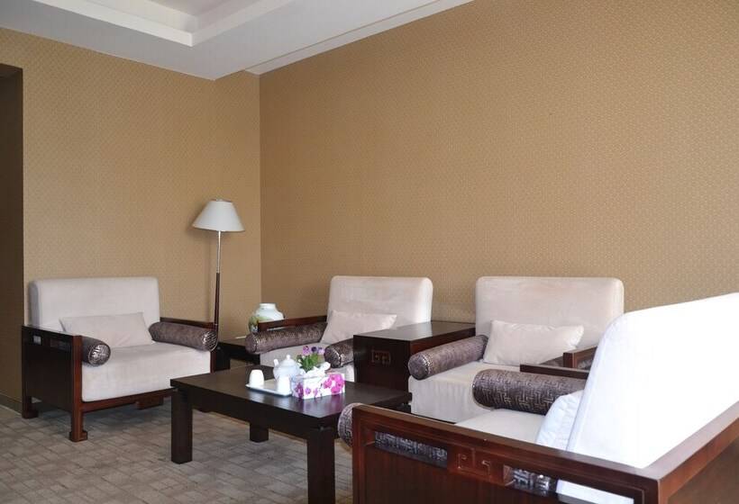 سوییت, Kololo Courts Hotel And Restaurant Kampala