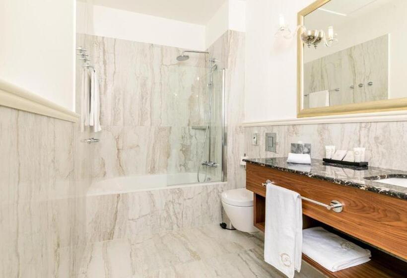 غرفة سوبيريور فردية, Le Premier