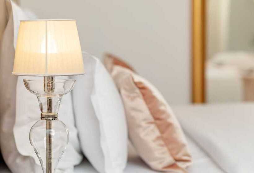 غرفة سوبيريور, Le Premier