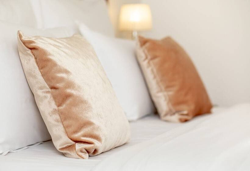 スーペリアースイート, Le Premier