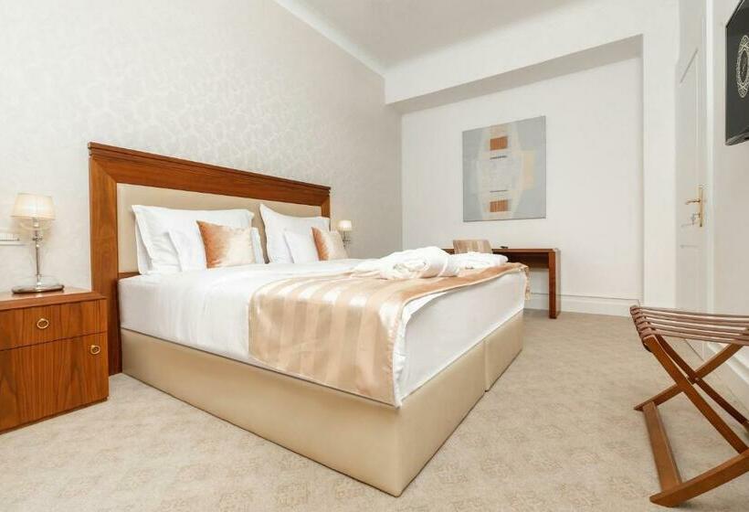 غرفة سوبيريور فردية, Le Premier