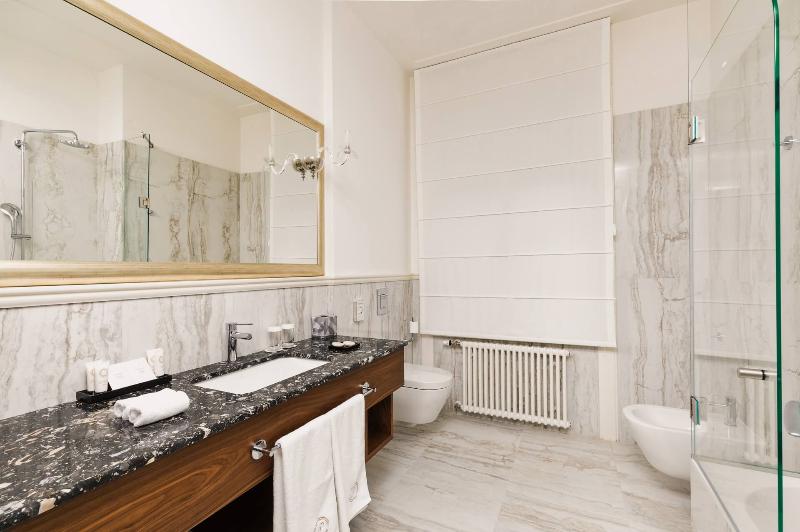 デラックススイート, Le Premier