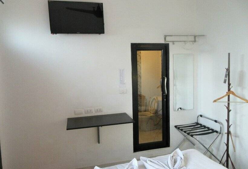 标准间, Moonlight Champa