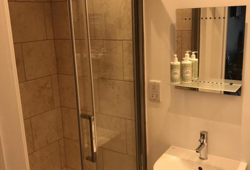 غرفة سوبيريور, The Bell Inn