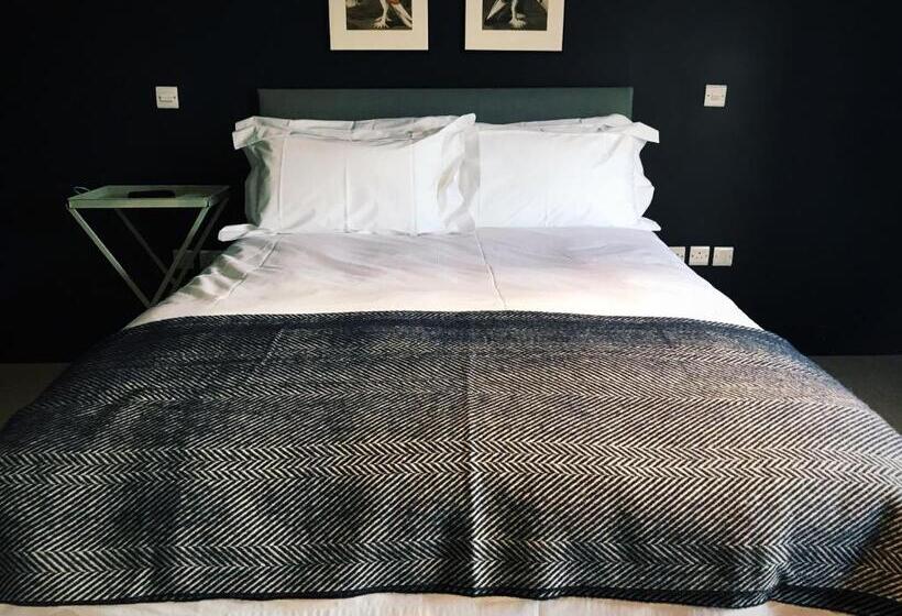 غرفة سوبيريور, The Bell Inn