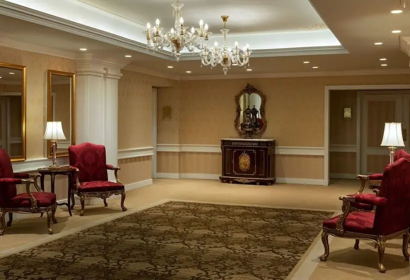 سوئیت سلطنتی 2 خوابه, The St Regis New Capital Cairo