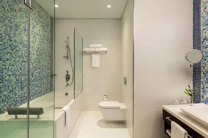 اتاق لوکس با چشم‌انداز استخر, The St Regis New Capital Cairo