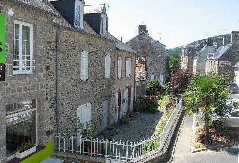 غرفة قياسية ثلاثية مزودة بتراس, A L'abri Des Vents