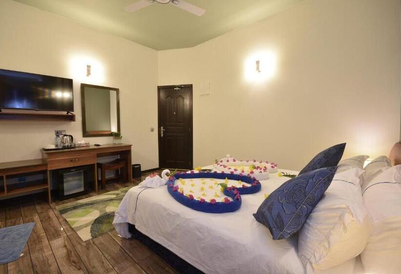 اتاق لوکس با تخت بزرگ, Island Home Inn