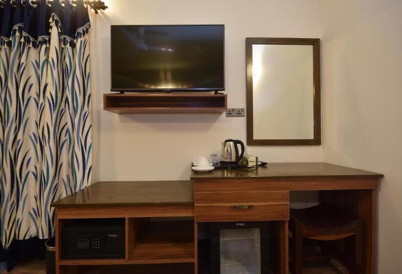 اتاق لوکس با تخت بزرگ, Island Home Inn