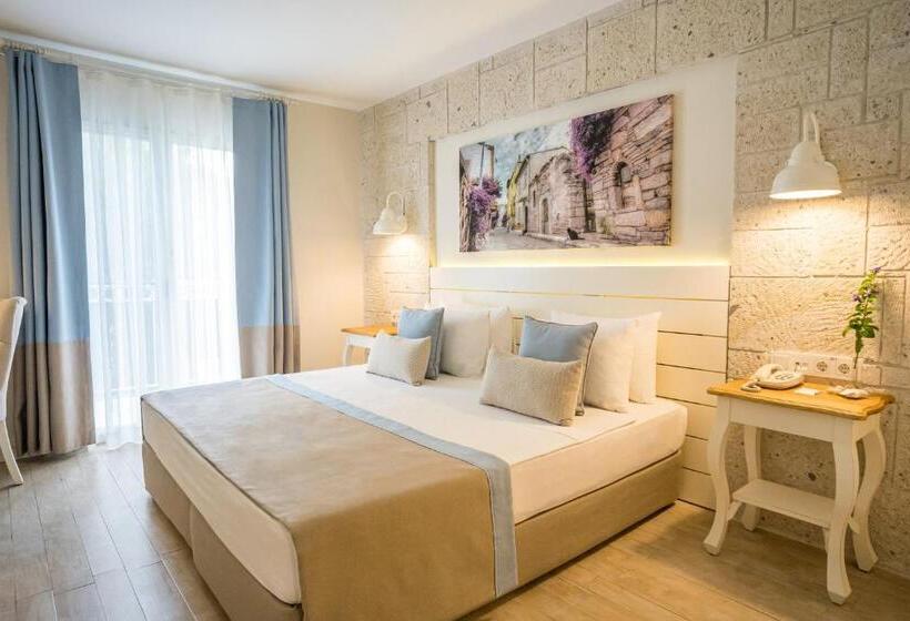 Номер Стандарт Вид на Сад, Mark Warner Phokaia Beach Resort