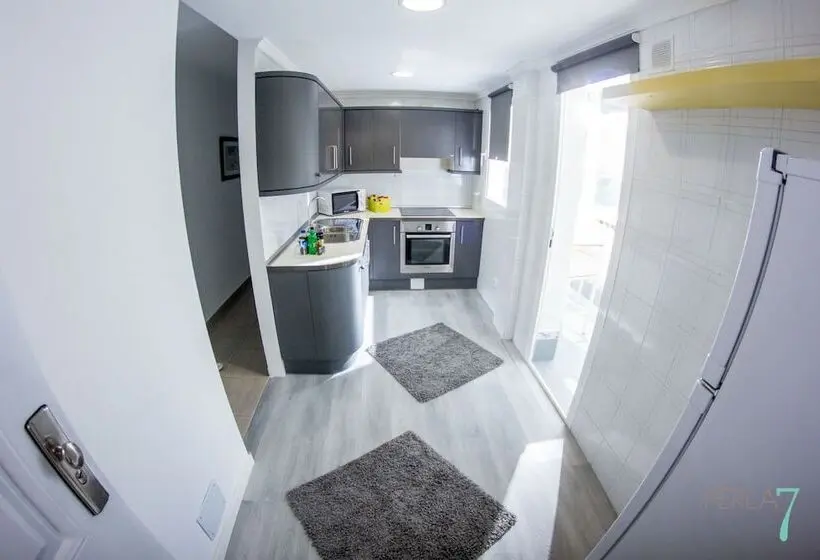 ３ベッドルームアパートメント, Perla Seven Apartments