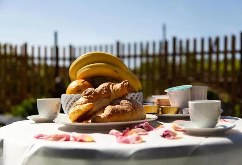 Deluxe-huone Merinäkymä Parveke, Villa Italia