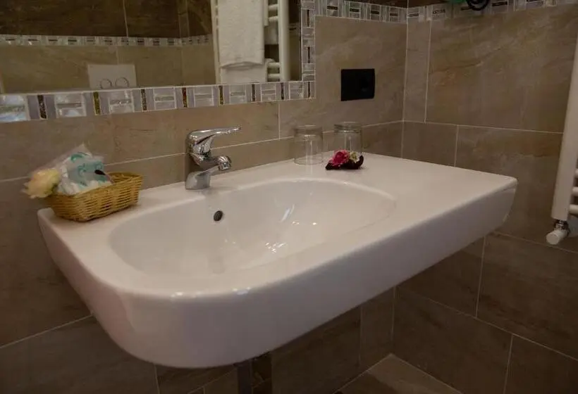 Deluxe-huone Merinäkymä Parveke, Villa Italia