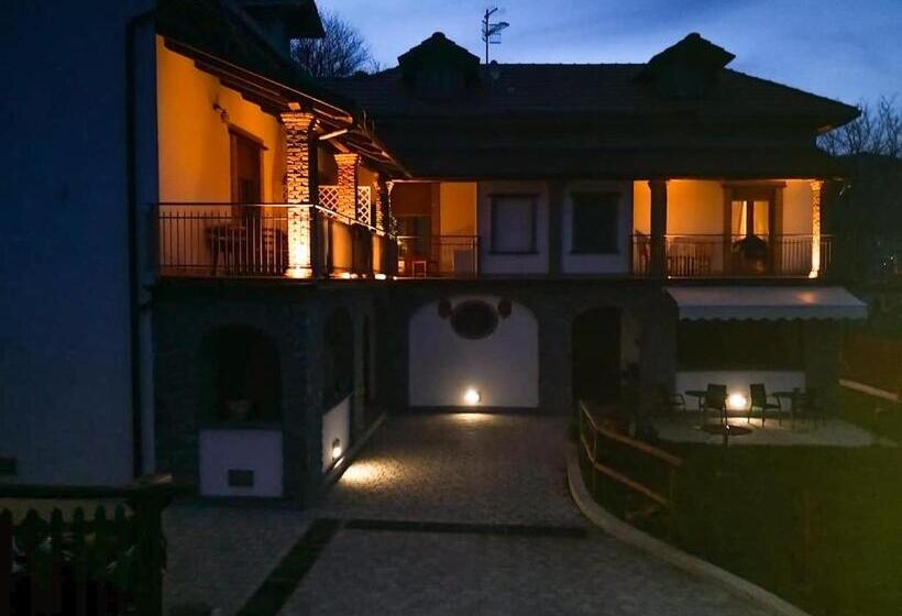 オーシャンビューデラックスルームバルコニー付き, B&b Villa Italia