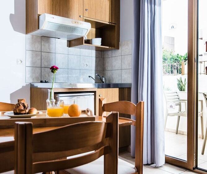 스탠다드 스튜디오, Newcastle Studios