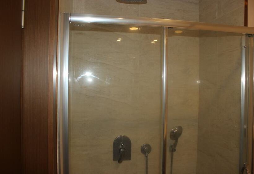 スタンダードシティビュールーム, Ottoman Suites