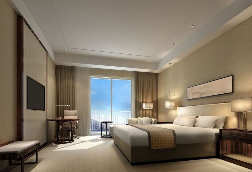 バルコニー付プレミアムルーム, Crowne Plaza Huailai By Ihg