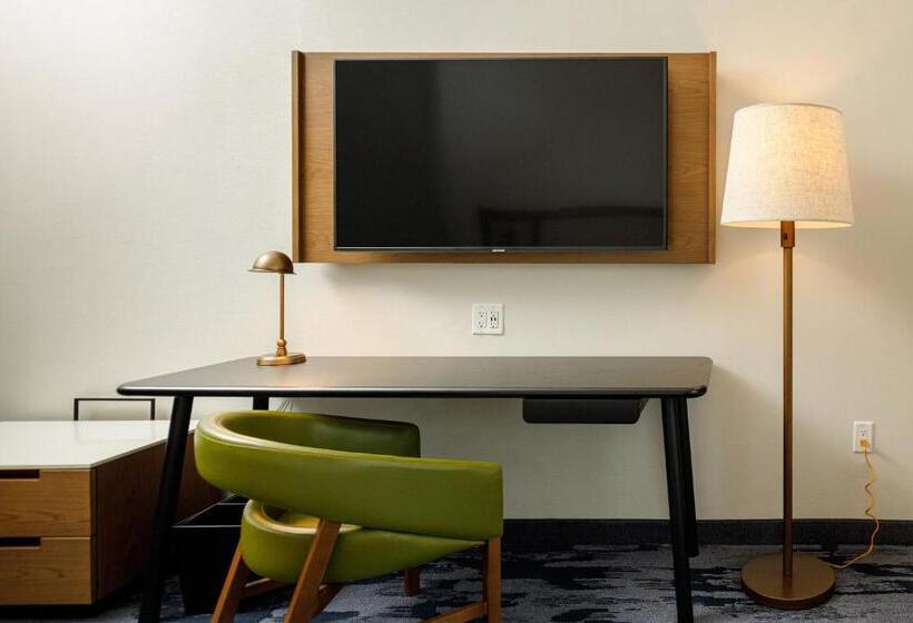 Стандартный Номер Кровать Кинг, Fairfield Inn & Suites By Marriott Salina