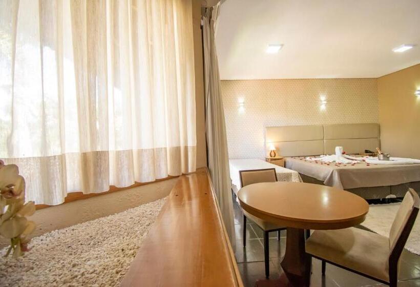 スイート, Park Hotel Modelo