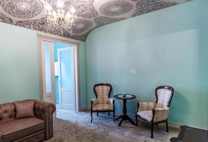 带大床的复式套间, Jmr Royal