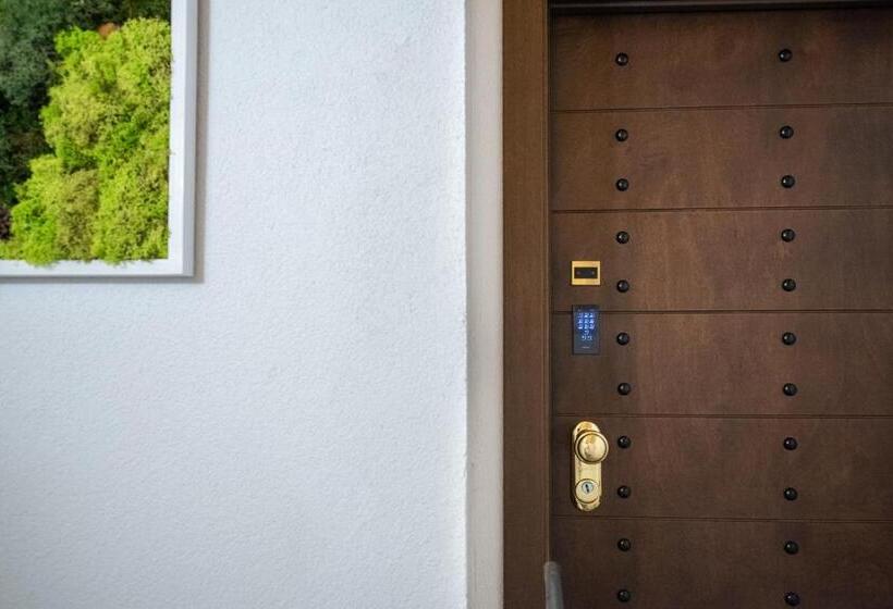 标准间带漩涡浴缸, Jmr Royal