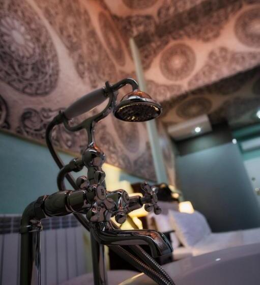 标准间带漩涡浴缸, Jmr Royal