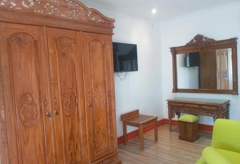 اتاق لوکس با تخت بزرگ, La Digue Holiday Villa