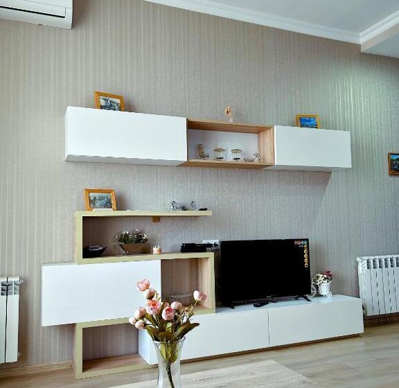 آپارتمان سوپریور 1 خوابه, Vazi Apart