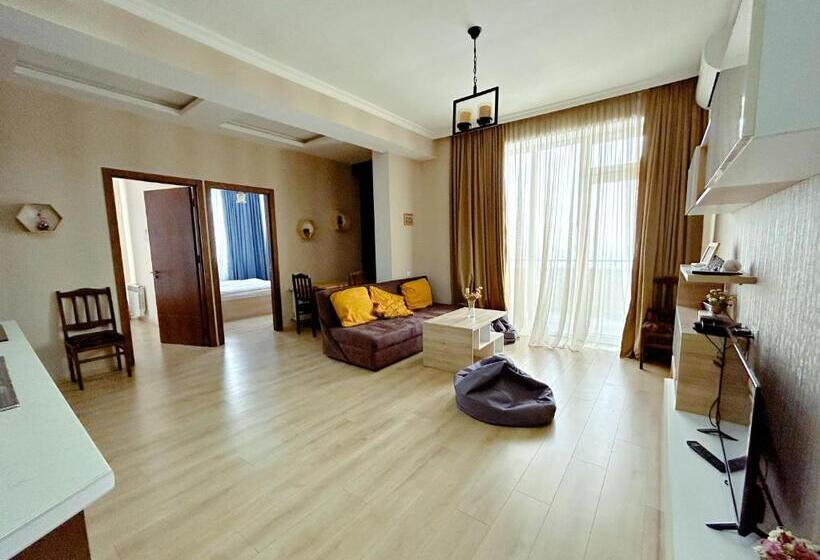 آپارتمان سوپریور 1 خوابه, Vazi Apart