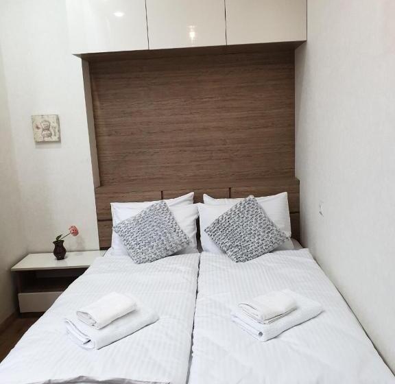 آپارتمان لوکس 1 خوابه, Vazi Apart