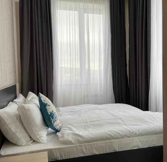 آپارتمان 3 خوابه, Vazi Apart