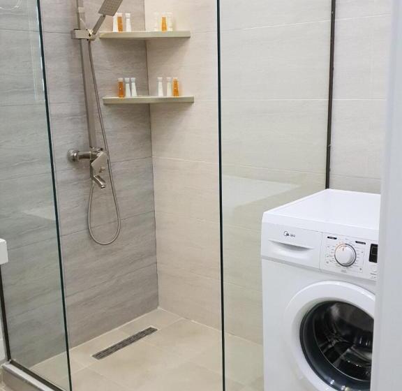 آپارتمان 2 خوابه, Vazi Apart