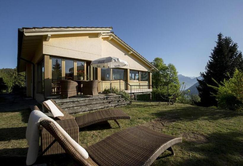 1 Bedroom Apartment Lake View, Casa Calina