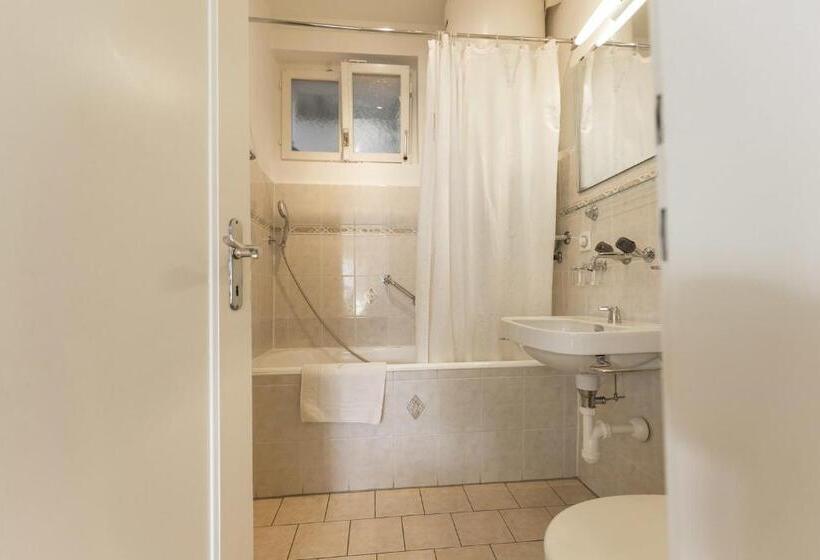 إستوديو قياسى, Casa Calina