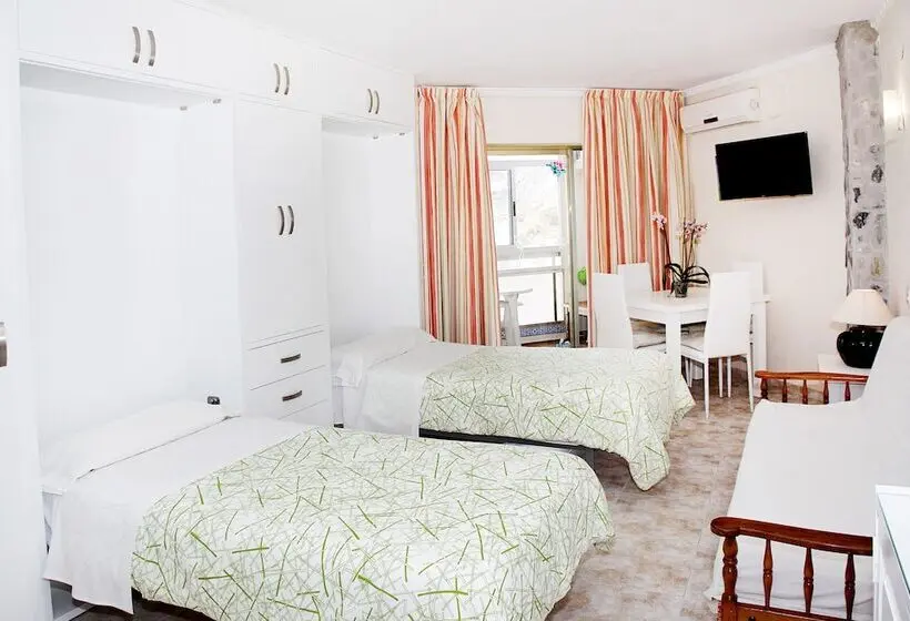 スタンダードスタジオ, Apartamentos Apal Chinasol
