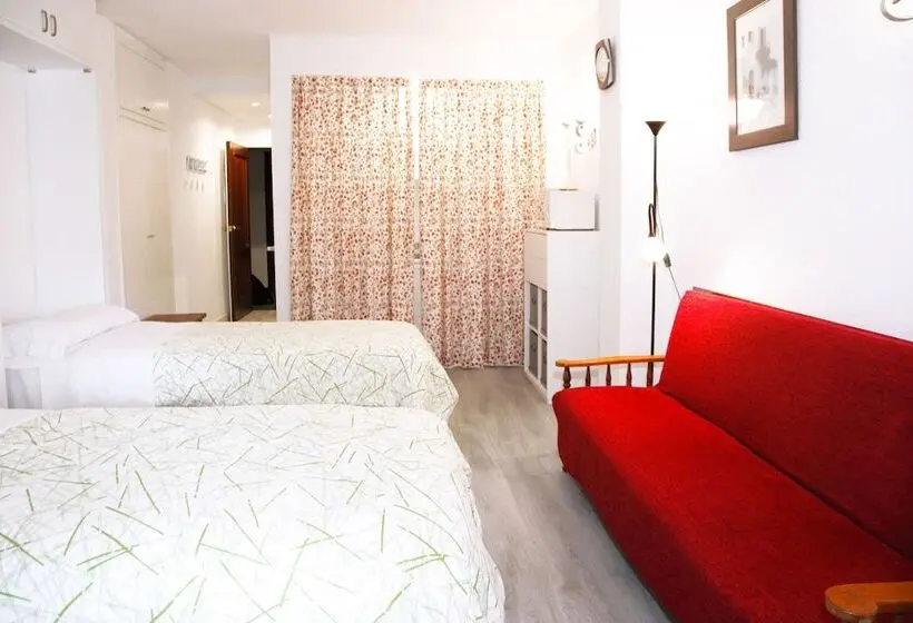 スタンダードスタジオ, Apartamentos Apal Chinasol