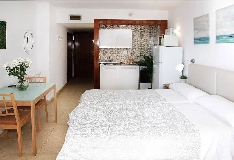 スタンダードスタジオ, Apartamentos Apal Chinasol