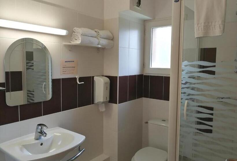 חדר סופריור, Logis Auberge De Carolles