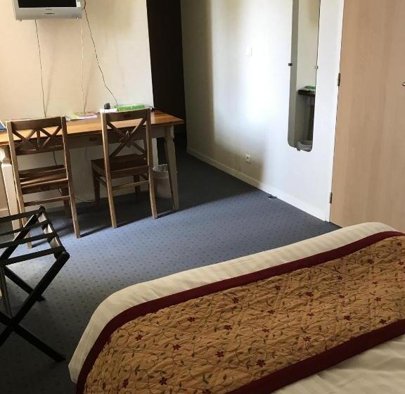 חדר בסיסי, Logis Auberge De Carolles