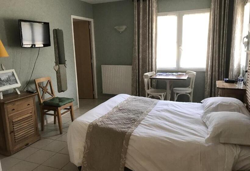 חדר סטנדרט, Logis Auberge De Carolles