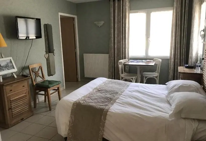 スタンダードルーム, Logis Auberge De Carolles