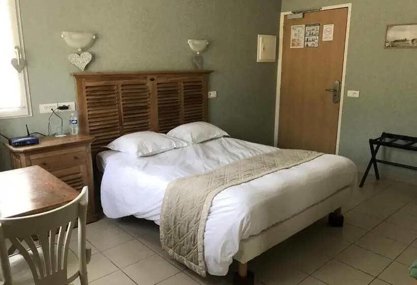 スタンダードルーム, Logis Auberge De Carolles