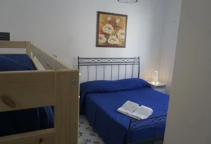 Standard Neljän Hengen Huone, B&b Riva Delle Donne