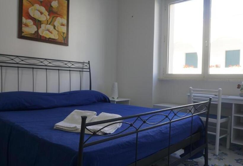 חדר סטנדרט לארבעה, B&b Riva Delle Donne