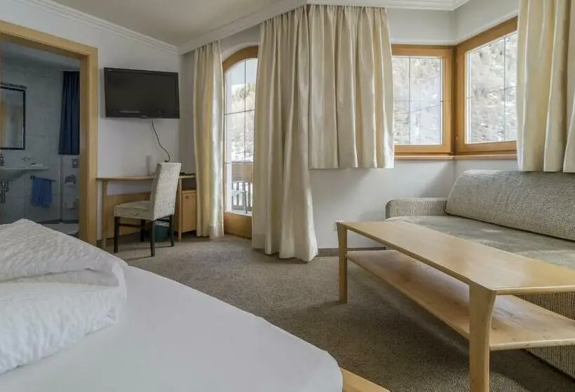Habitació Estàndard amb Balconada, Garni Chasa Nova