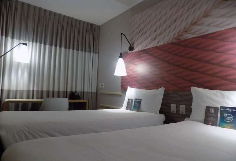 דירת חדר, Ibis Erechim