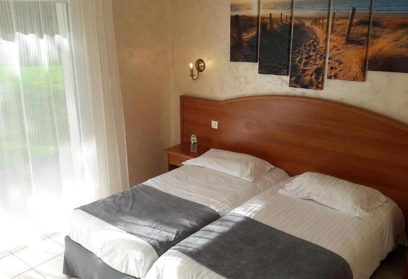 غرفة قياسية مطلّة علي الحديقة, Logis  Hostellerie Le Chatel Nangis