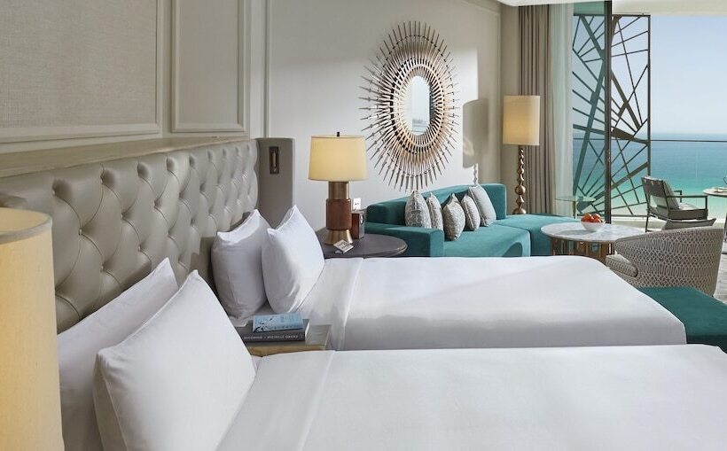 Номер Deluxe Вид на Море, Mandarin Oriental Jumeira Dubai