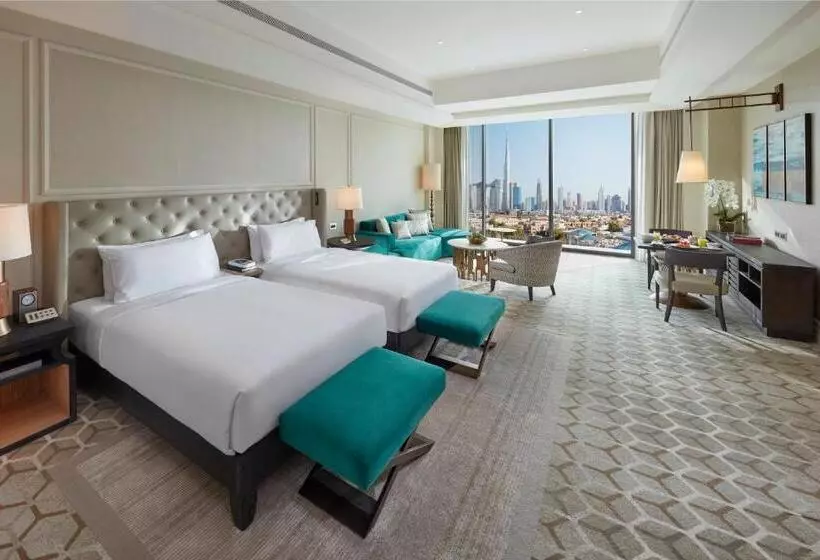 Superior Room with Sitting Room